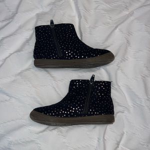 Cat & Jack bunny boots